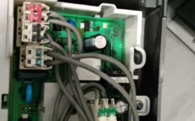 service dispenser (21)